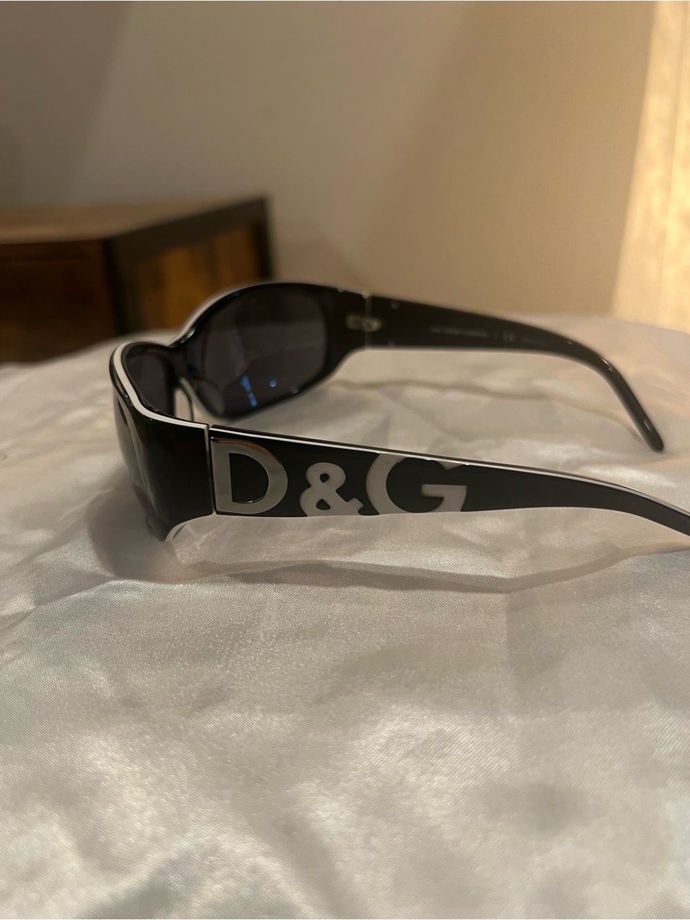 Dolce & Gabbana 3009 Black Women's Sunglasses with Logo Case - Picture 3 of 16